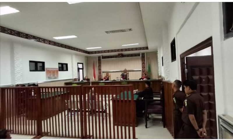 Sidang kasus pencemaran nama baik yang melibatkan terdakwa Siska Febrianti