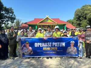 Polresta Barelang Gelar Police Go To School di SMPN 4 Bengkong Dalam Rangka Operasi Patuh Seligi 2025