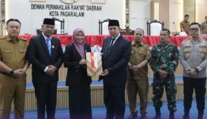 Walikota Pagaralam Ludi Oliansyah mengikuti Rapat Paripurna XII Sidang Ke-5 DPRD 