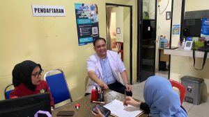 PLH Kasidokkes Polres Karimun Anmayanti, AMK. Pimpin Kunjungan BPJS Batam Ke Klinik Polres Karimun