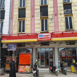 VIRAL….!!! Pelayanan ALFAMART Cabang Jl. Pendidikan dirusak oleh Oknum Crew Store